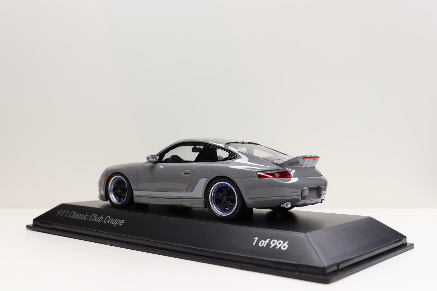 Porsche 911 type 996 Classic Club coupe 1 of 996 2022 Sport grey metallic 1/43 Spark MAP02080022 3/8 Rear