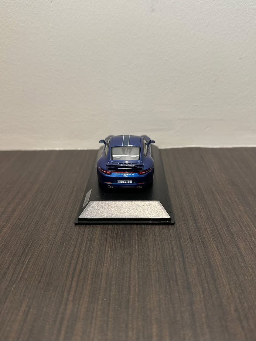 Rare Porsche 912 (991) Carrera 4S Aquablue metallic 1:43 5 millions facebook fans