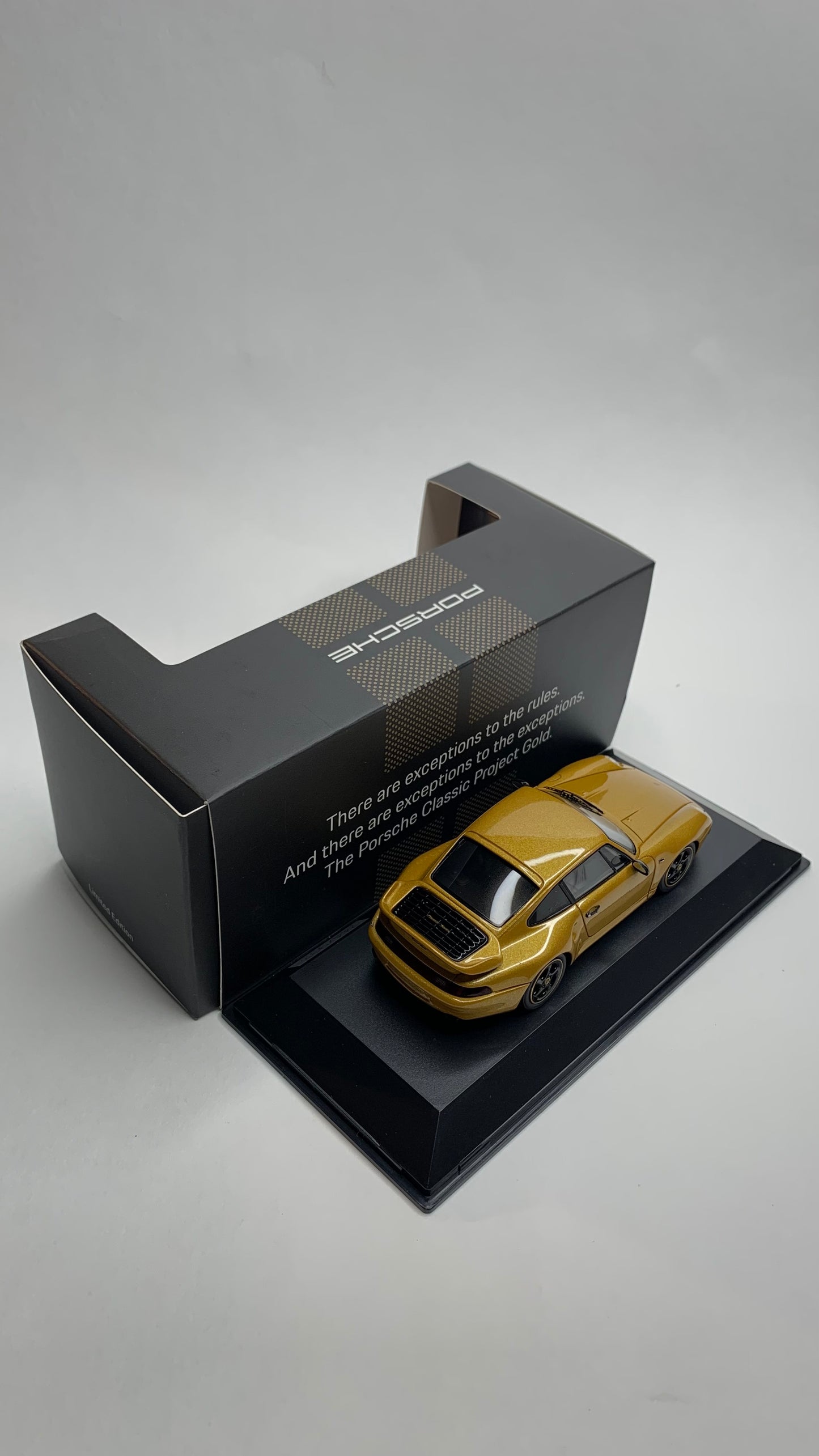 Porsche 911 type 993 Project Gold Porsche Classic 1/43 Spark WAX02020993